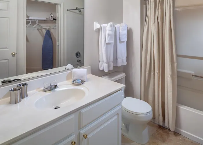 Bridgestreet At Easton Commons Apartahotel 3*