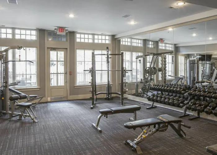 Bridgestreet At Easton Commons 3*